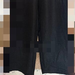 Black Capri Cargo Pants